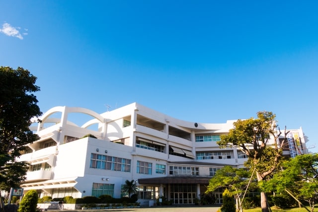 臨床工学技士の養成校（専門学校）一覧【沖縄県：1校（九州）】